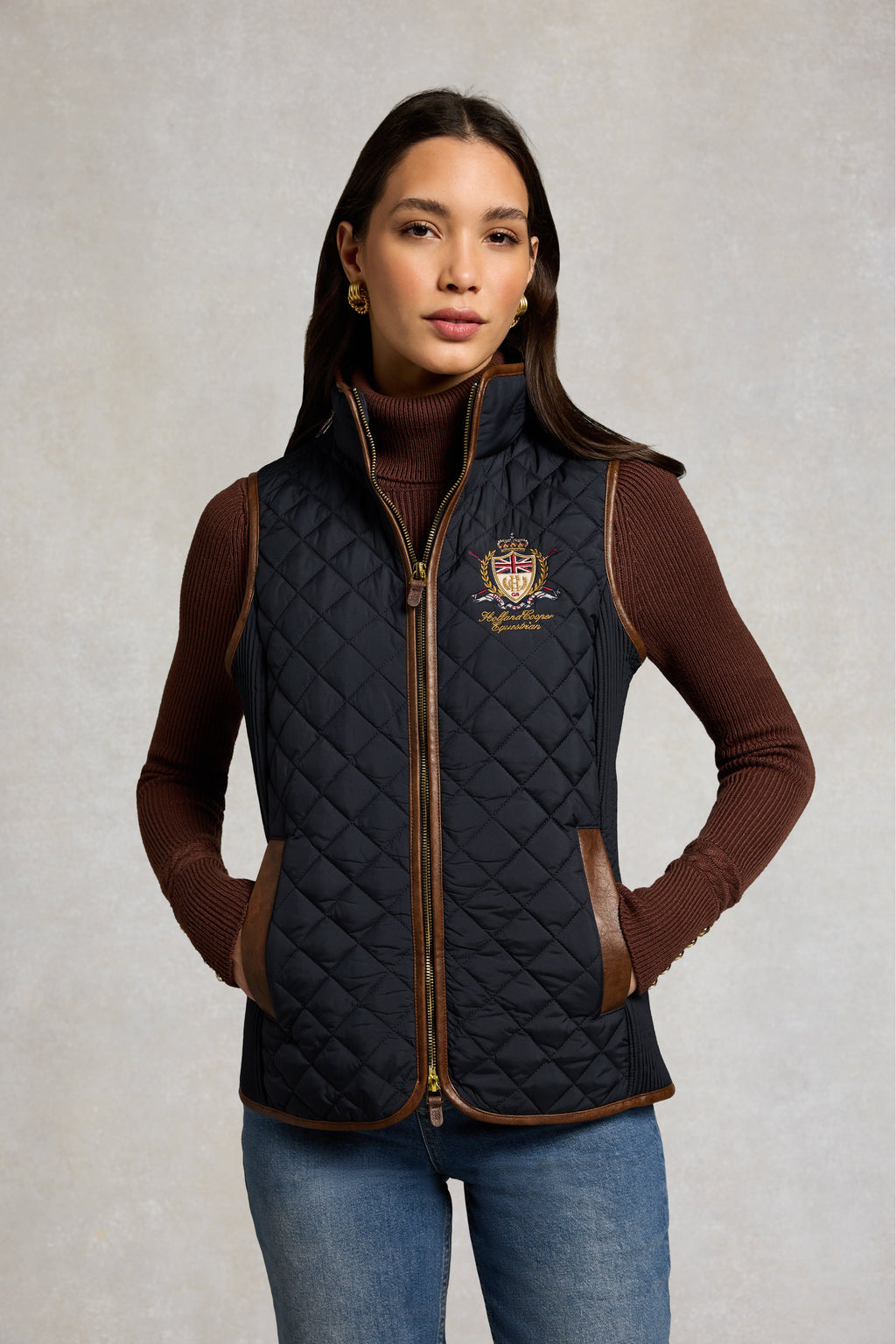 Holland Cooper Boughton Diamond Quilt Gilet in Ink Navy