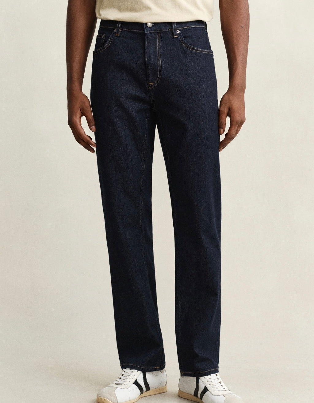 GANT Regular Fit Clean Wash Jeans