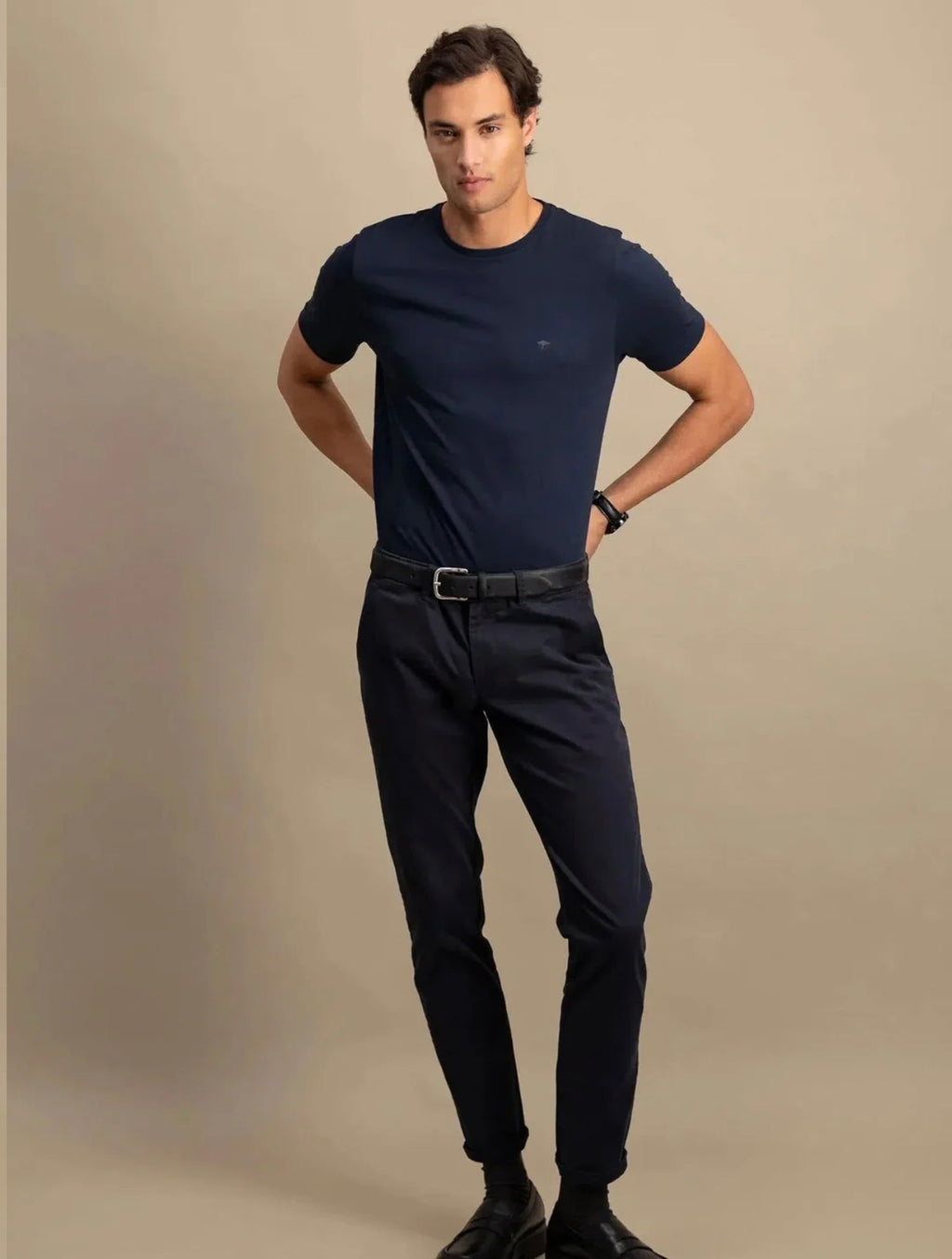Fynch- Hatton Crew Neck T-Shirt Navy