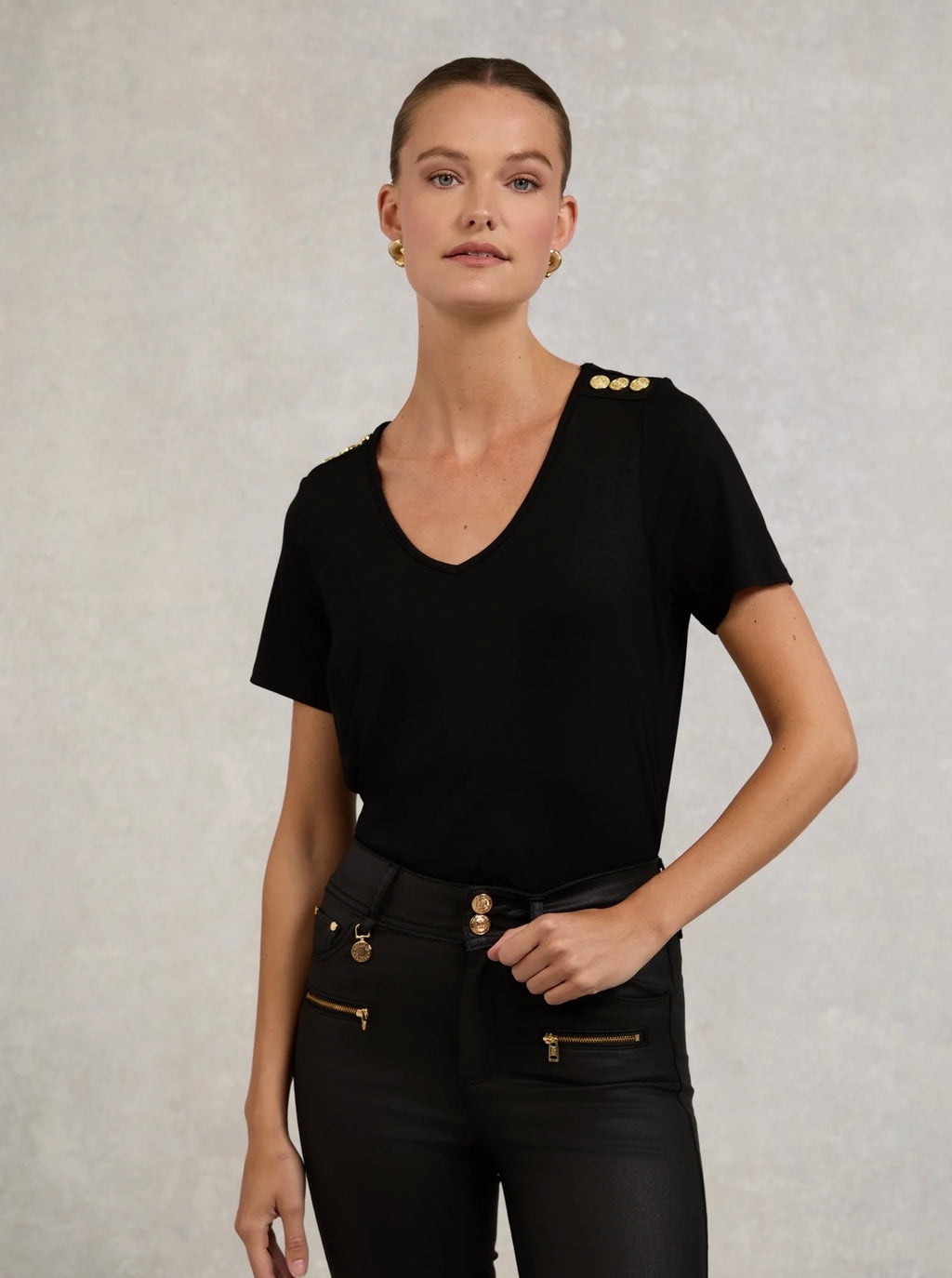 Holland Cooper Relax Fit V-Neck Tee Black