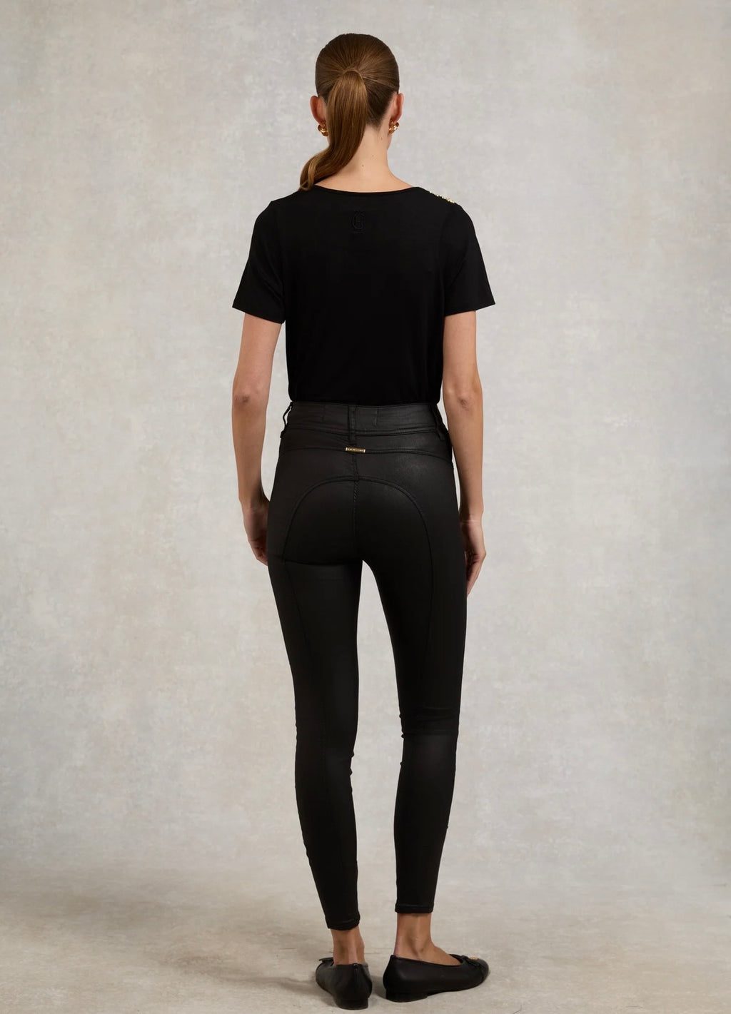Holland Cooper Relax Fit V-Neck Tee Black